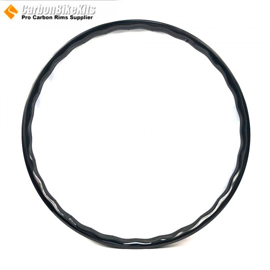 Llantas de carbono ligeras de 305 g 29er XC onduladas 31x23,5 mm de ancho interno 24 mm sin cámara y sin gancho asimétricas para MTB. Ruedas para bicicletas eléctricas. Llantas de carbono ligeras de 305 g 29er XC onduladas 31x23,5 mm de ancho interno 24 mm sin cámara y sin gancho asimétricas para MTB. Ruedas para bicicletas eléctricas.