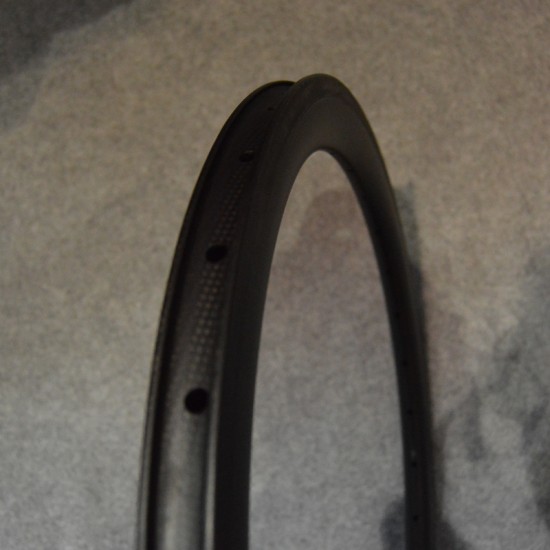 20×1-3/8“451mm专家级38x23mm开口式碳纤维赛车轮圈 20×1-3/8“451mm专家级38x23mm开口式碳纤维赛车轮圈