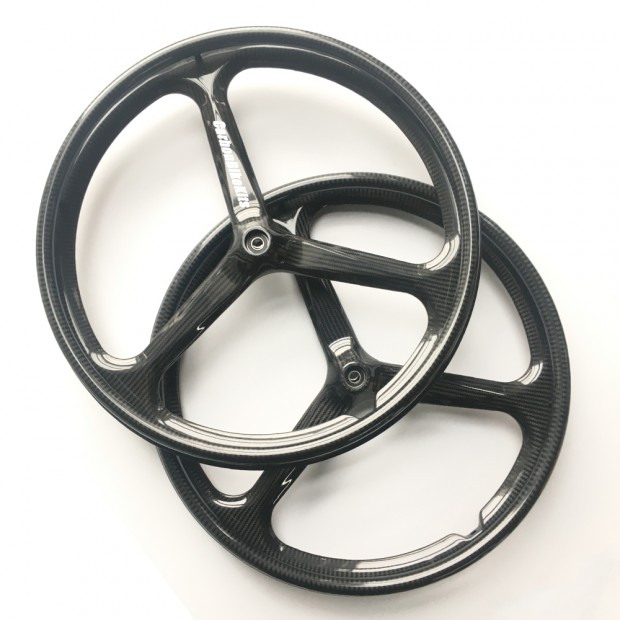3-Speichen Carbonrad für Rollstühle 3-Speichen Carbonrad für Rollstühle