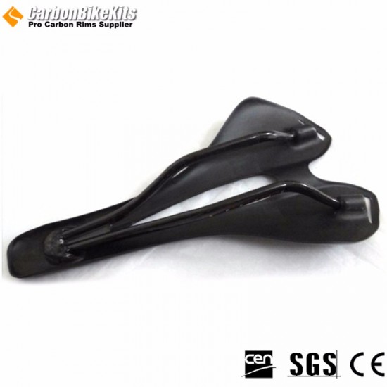 Sella per bicicletta in carbonio SD02