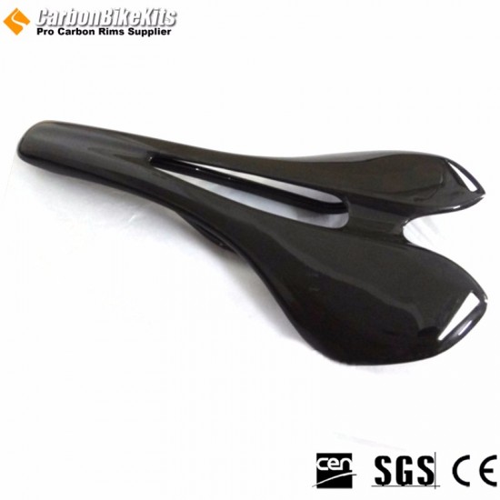 Sella per bicicletta in carbonio SD02