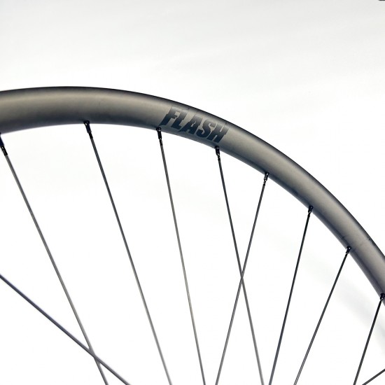 Ultralight 1160g 29er MTB Carbon Wheelset 36x20mm inner Width 27mm Tubeless Hookless Asymmetric Ultralight 1160g 29er MTB Carbon Wheelset 36x20mm inner Width 27mm Tubeless Hookless Asymmetric