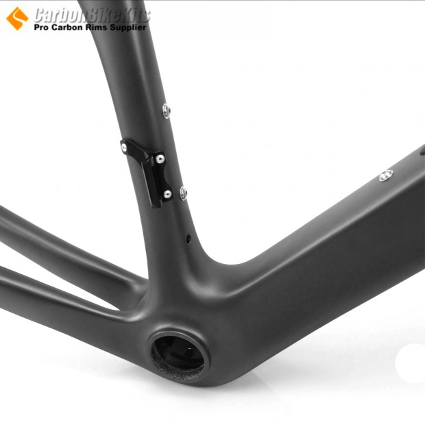CFM0046 Marco aerodinámico de bicicleta de carretera de carbono con freno de disco BB386 CFM0046 Marco aerodinámico de bicicleta de carretera de carbono con freno de disco BB386