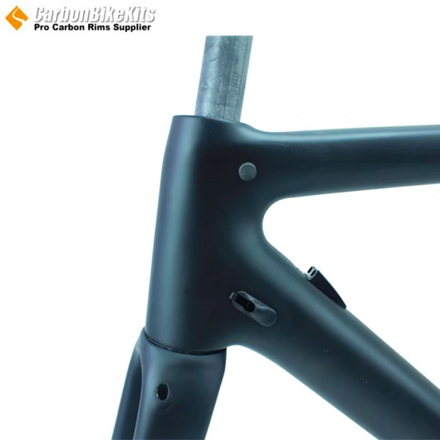 CFM0045 Leichter Carbon-Rennradrahmen mit Scheibenbremse PF30 CFM0045 Leichter Carbon-Rennradrahmen mit Scheibenbremse PF30
