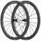 ArcWave™ 700C 47×32 Carbon-Felge mit asymmetrischem, wellenförmigem Speichenbett, 20 Loch